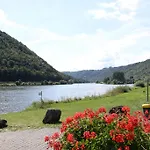 Im Moseltal Apartment Loef