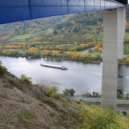 アパート Im Moseltal *